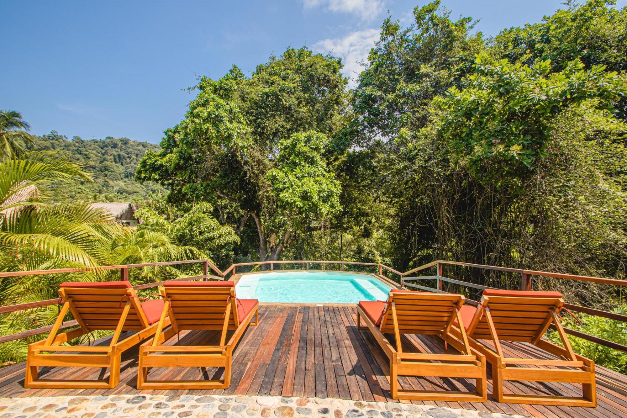 Senda Watapuy HotZaino Kültér fotó The swimming pool at the resort
