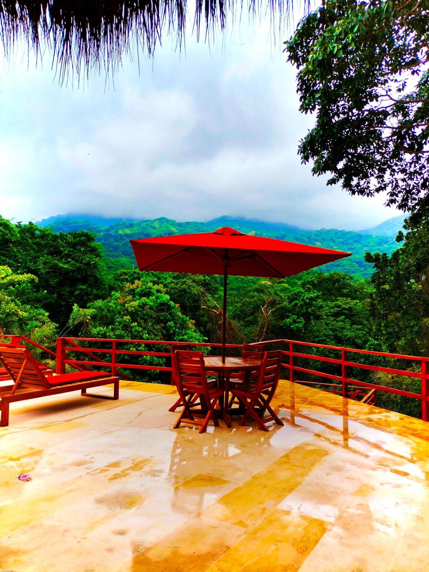 Senda Watapuy HotZaino Kültér fotó View of the Sierra Maestra from a hotel in Bayamo